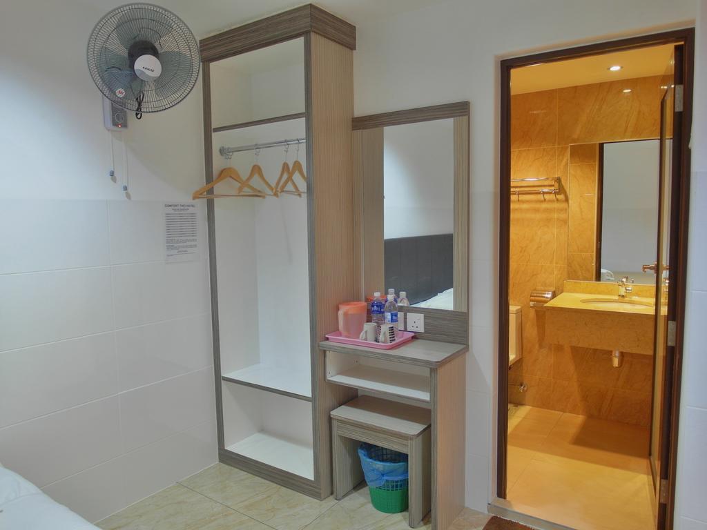 Comfort Two Hotel Malacca Phòng bức ảnh