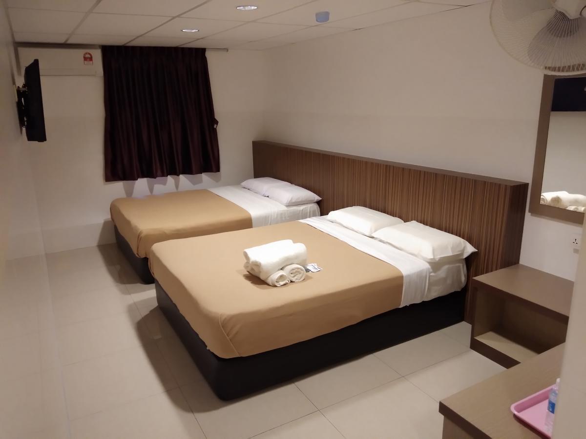 Comfort Two Hotel Malacca Ngoại thất bức ảnh
