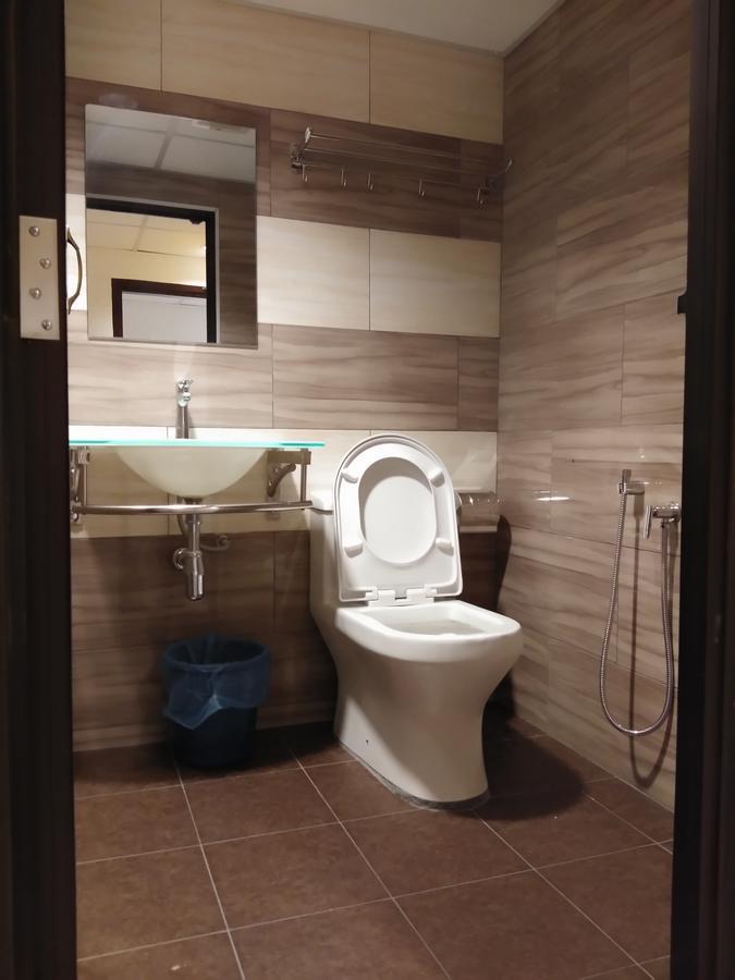 Comfort Two Hotel Malacca Ngoại thất bức ảnh