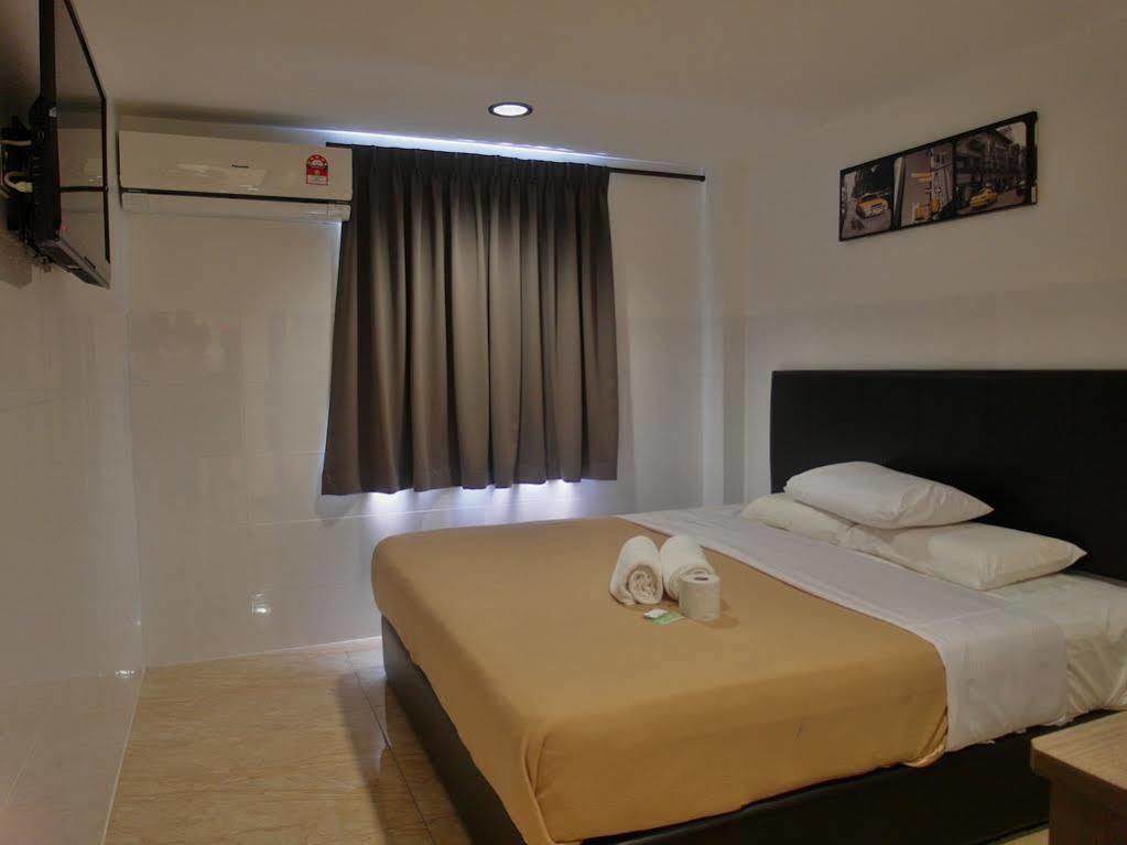 Comfort Two Hotel Malacca Ngoại thất bức ảnh